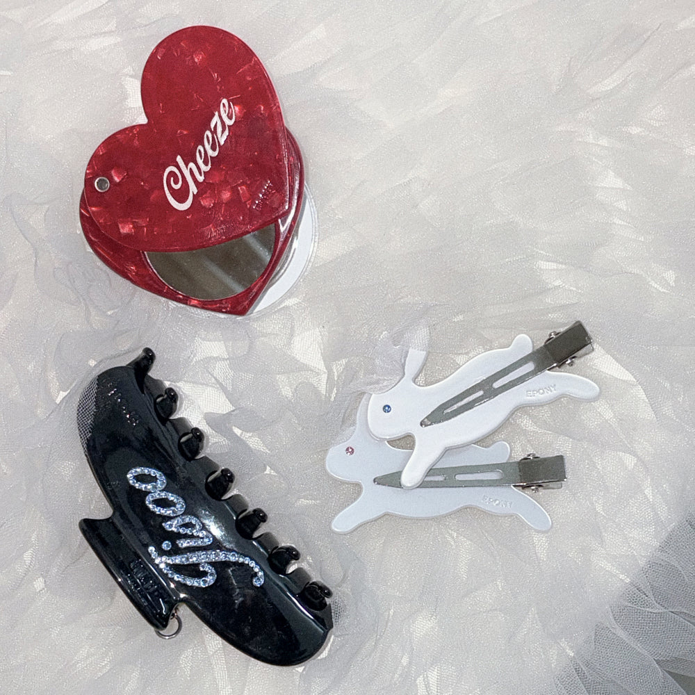 MAGSAFE HEART MIRROR TOK_CRUMBLE RED