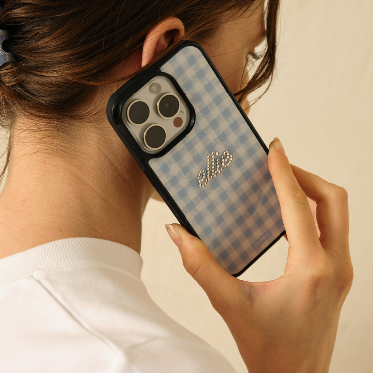 Swarovski CUSTOM GLOW PHONE CASE_CHECK